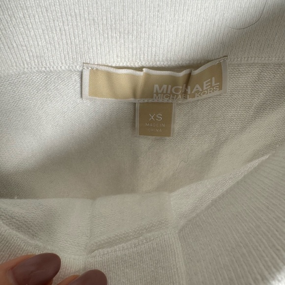 MK Crop sweater Tank Top - Picture 4 of 4